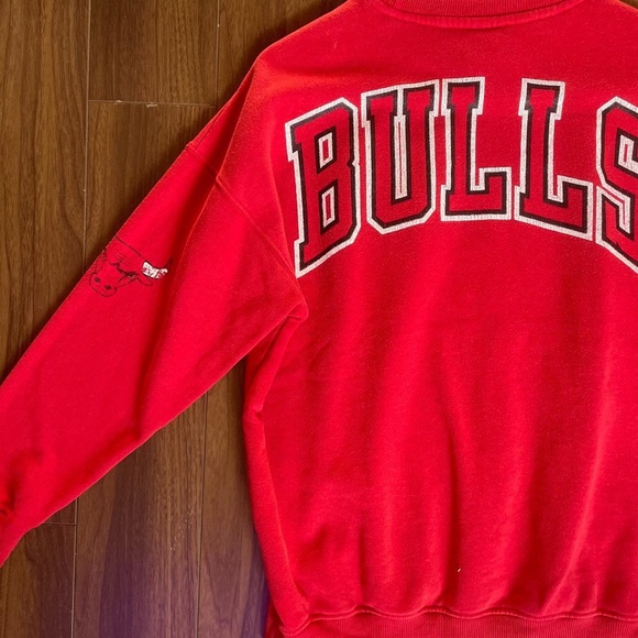 NBA X UNK Chicago Bulls Crewneck - Picture 2 of 3